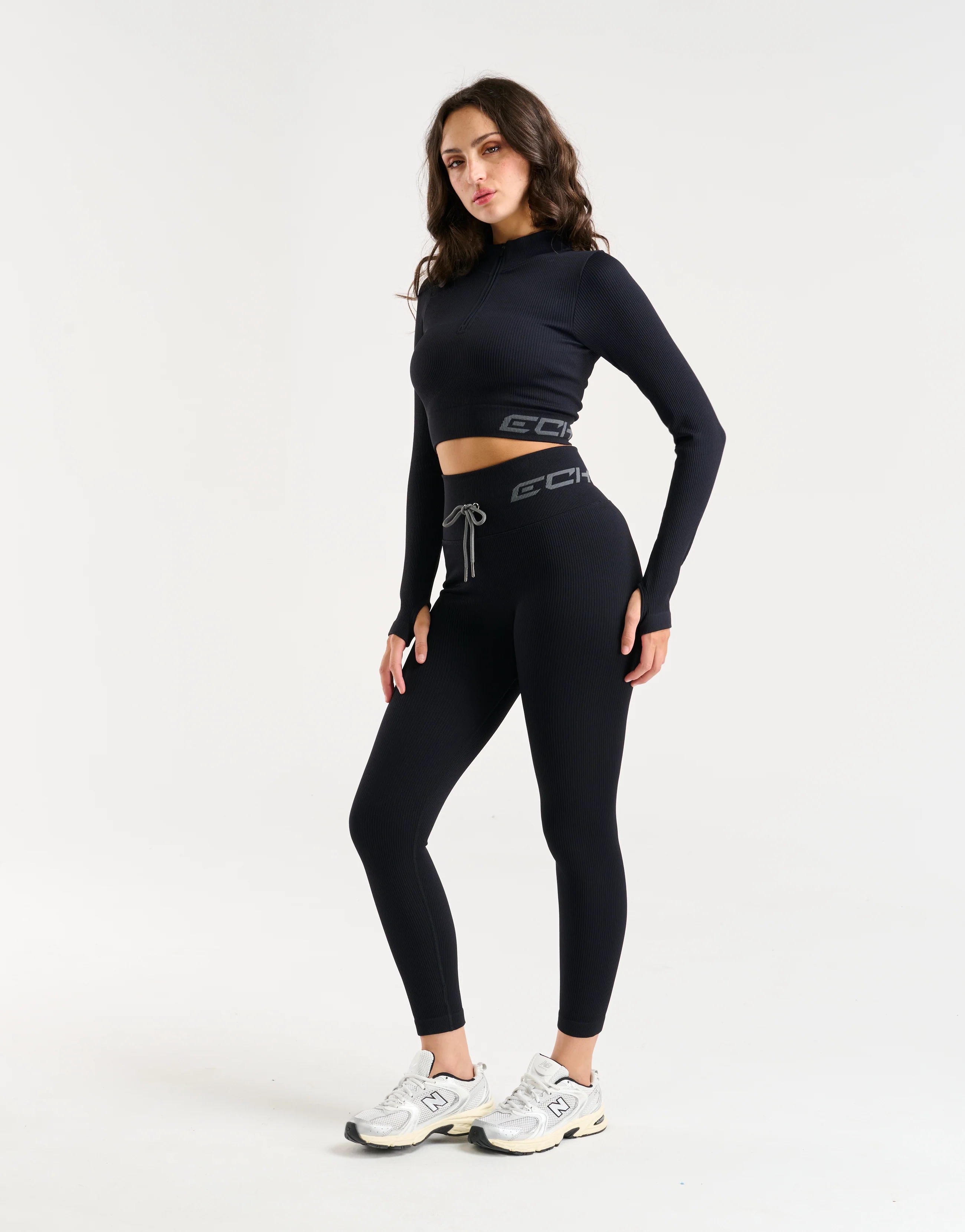 Arise Style Cropped Long Sleeve - Black