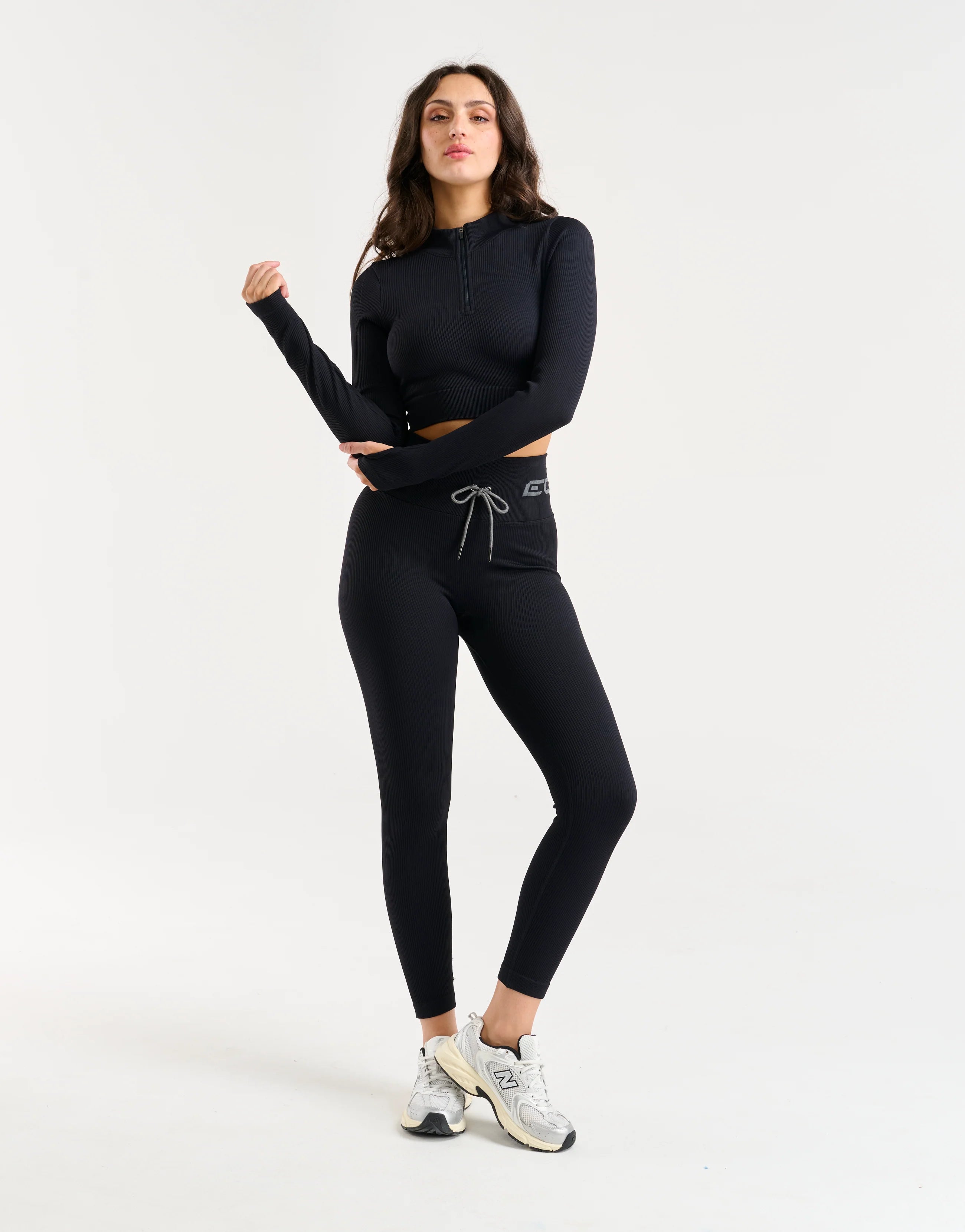 Arise Style Cropped Long Sleeve - Black