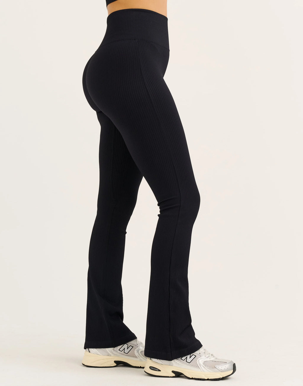 Arise Comfort Flare Leggings V2 - Stealth Black