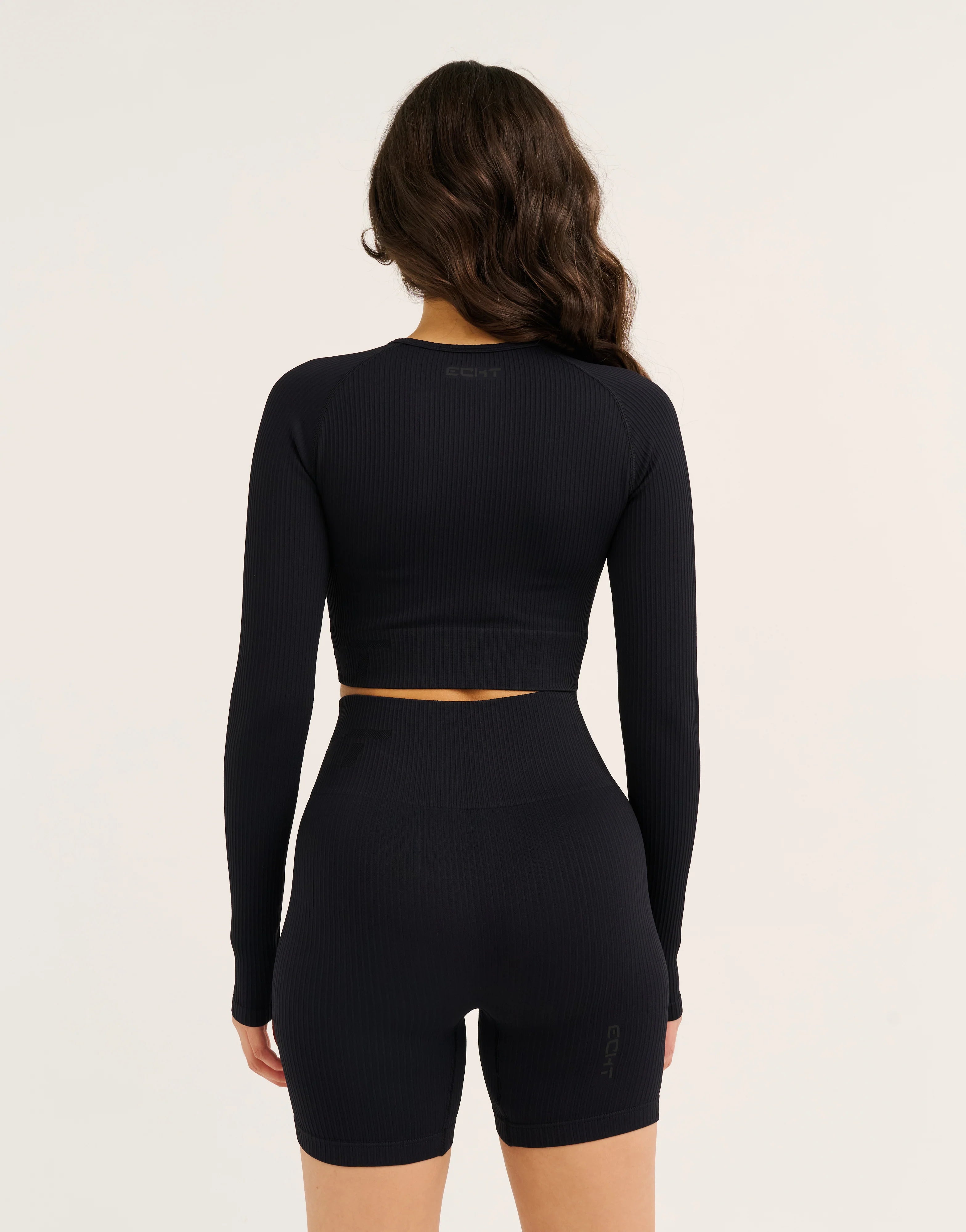 Arise Comfort Cropped Long Sleeve V2 - Stealth Black